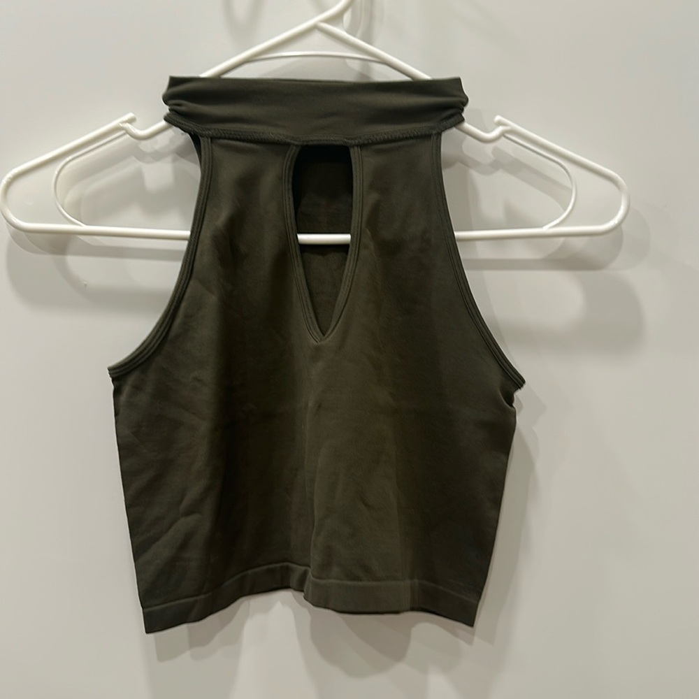 Cropped tank top